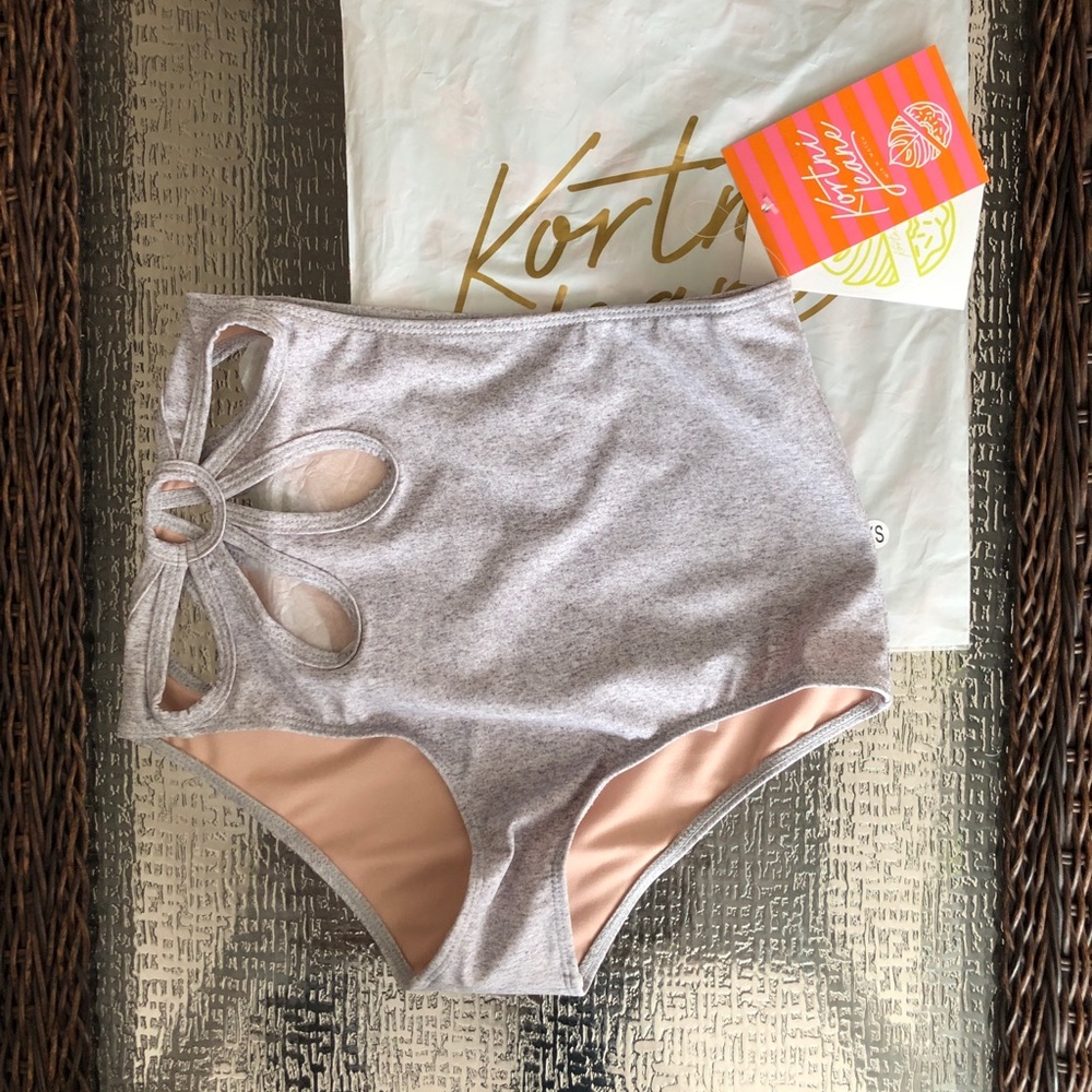 NWT Kortni Jeane Gray Bottoms XS